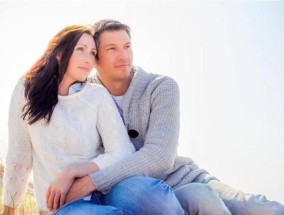 分手后挽回死心男友的有效方法是什么？