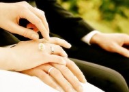 婚外情后婚姻是否值得挽回？如何做出正确选择？