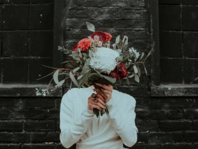 分手后能赚钱挽回爱情吗（如何用赚钱来重燃失去的爱情之火）