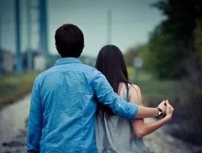 想离婚的老公如何挽回爱情？有效沟通和改变是关键吗？