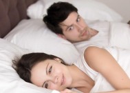 面对妻子外遇的指控，如何处理和应对？