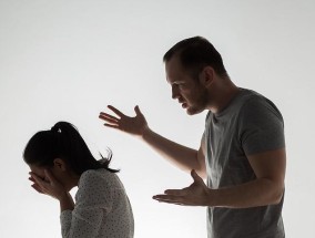男友一吵架就说分手（解决情侣沟通问题的15个有效方法）