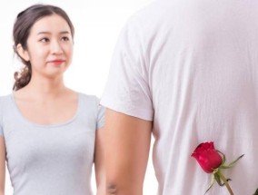 发现老公出轨了怎么办？妻子应对出轨男人的策略是什么？