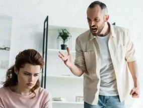 中年女人婚外情的主要原因（探讨中年女人婚外情的心理和社会背景）