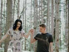 如何让前男友对我念念不忘（15个行之有效的方法）
