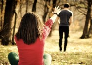 如何用正确的话语挽回分手的情侣？挽回爱情的秘诀是什么？