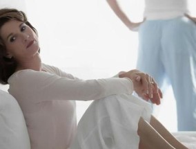 出轨老公如何挽回（以妻子如何对待出轨的老公）