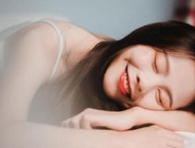 女友突然提出分手是为什么？背后的心理原因是什么？