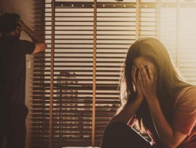如何挽回男友的心（前妻想复婚）