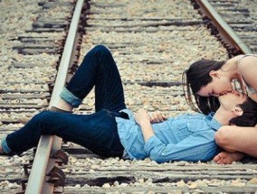 从分手到普通朋友，如何挽回她（以关心、尊重和理解为基础）