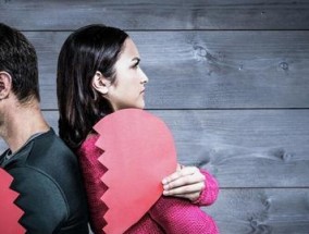 分手后男朋友态度坚决我该怎么办？如何挽回他的心？
