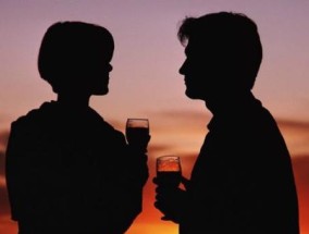 如何维系夫妻感情（十大法则助你相处更和谐）