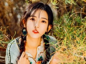 同时喜欢两个女孩如何做出选择？情感决策的困惑与解决方法？