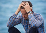 谈恋爱时焦虑怎么办？如何克服恋爱中的焦虑感？