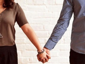 情人很爱我他却不离婚我该怎么办？如何处理这种复杂情感关系？
