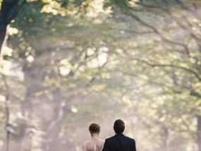聪明女人的婚姻经营策略（提升夫妻感情的方法探析）