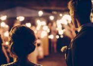 三观不合的感情，该不该坚持（探讨三观差异对恋爱关系的影响）