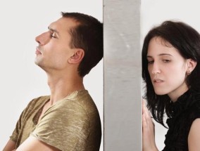 20年婚姻，老公竟然出轨了（如何应对婚姻中的出轨问题）