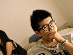 男友脖子出现三道抓痕，怀疑出轨（如何处理出现疑似出轨的情况）