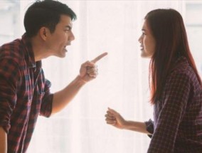 分居多年夫妻一方外遇是否违法？法律如何界定？