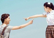 挽回爱情，情话短句伤感（感受爱情中的伤痛和挽回的希望）
