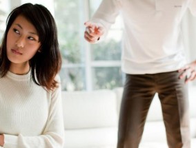 当妻子出轨时，该如何应对（如何处理婚姻中的危机）