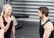 挽回女友最有力度的方法——改造自己吸引她（如何成为她心目中的理想男友）