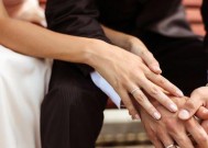如何通过有效沟通发送最动人的道歉信息以挽回关系？