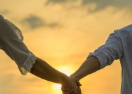 如何挽回婚姻感情（15个实用技巧帮你重燃爱火）