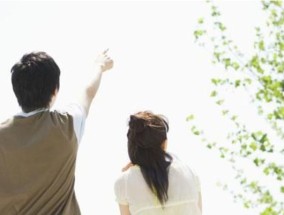 高中生恋爱是否正常？探讨青少年情感发展的常见问题