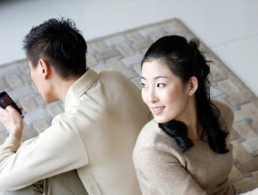 离婚后如何重建与父母的感情（挽回父母的心）