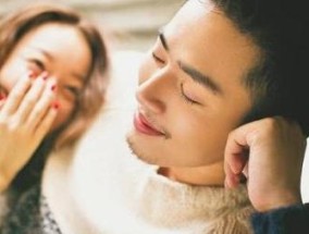 跟女朋友吵架并且动了手应该如何挽回？有效的道歉和补救措施是什么？