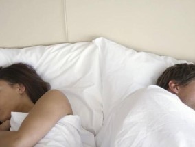 面对家庭矛盾：老公不理解公婆偏心怎么办？