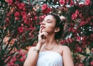 面对背叛的婚姻，是选择放弃还是努力挽留？