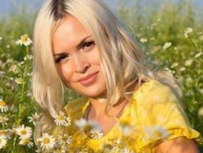 如何写一封有效的挽回女友的信？挽回感情的信件写作技巧是什么？