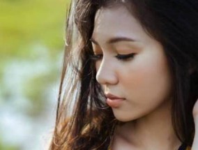如何掌握婚姻出轨危机中女人的主动权（女性婚姻出轨危机应对策略）