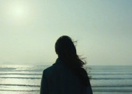 女友自卑要分手怎么办？如何解开她的心结留住爱情？