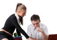 如何应对和网友暧昧男生的游戏？