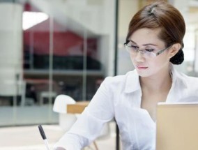 办公室恋情几率测试：你真的会爱上同事吗？