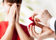 男人在等你挽回，这5个暗示别错过（揭秘男人挽回的真实心理）