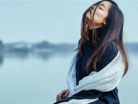 三个关键的挽回方法，让你重新赢得女友的心（如何以分手后挽回女友）