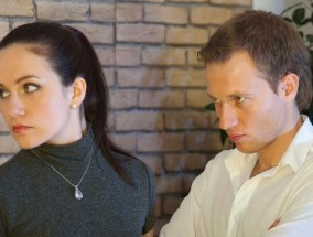 婚外情中男人对女人的感情是真实的吗？如何辨别？