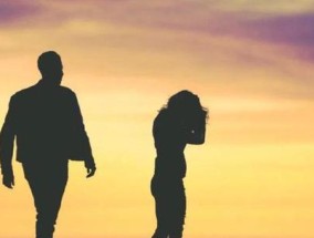 男人说不爱了还能挽回吗（男人说不爱了）