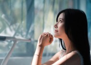 如何成功挽回前女友（分手后男人必看的十五点挽回技巧）