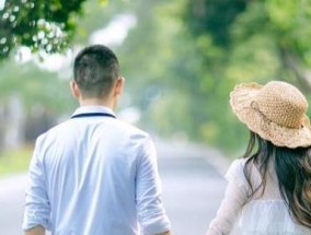 分手之后如何做到不打扰不挽留？有哪些感情的句子能表达这种态度？