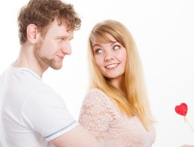 跟女朋友吵架分手了怎么办？如何通过包容避免争辩？