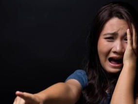 如何让男人对你死心塌地？掌握这两大法宝的秘诀是什么？