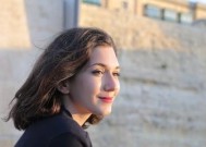 男友因女友懒惰和拜金而分手该如何挽回？挽回爱情的有效方法是什么？