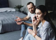 出轨的女人可以原谅吗？如果不原谅，又该如何处理？