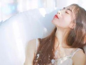 异国恋男友说冷静，如何处理（处理异国恋中的情感危机）
